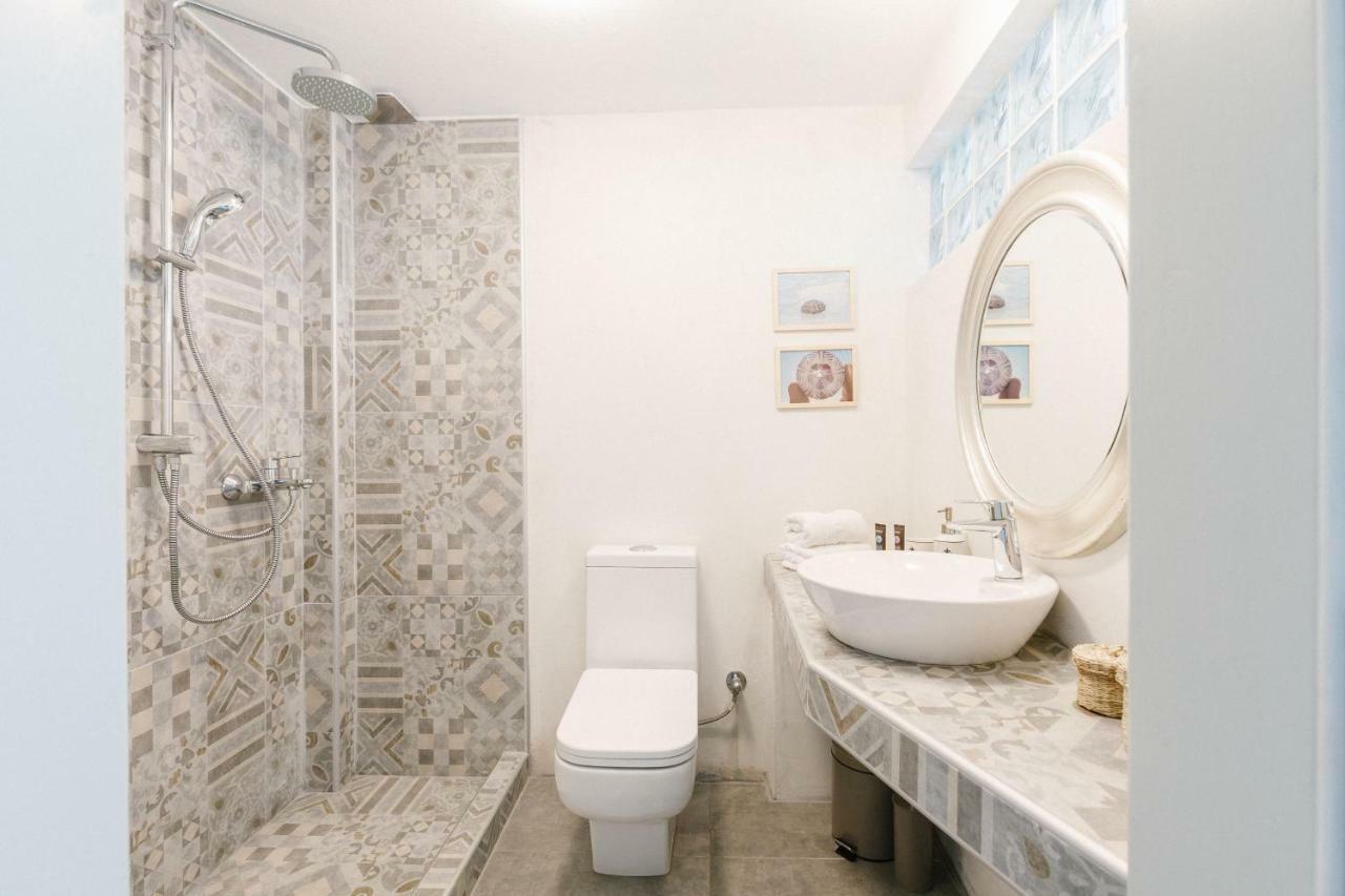 Achinos Guest House, Skopelos Exterior photo